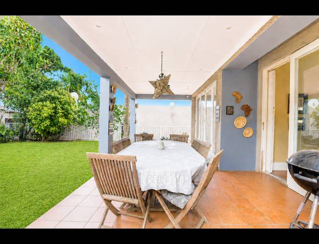 4 BEDROOM FREEHOLD FOR SALE IN ESSENWOOD
